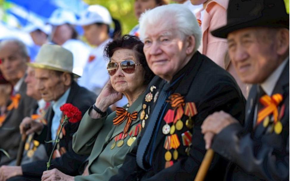 Улуу Ата Мекендик согуштун ардагерлерине 100 миң сомдон &nbsp;төлөнөт