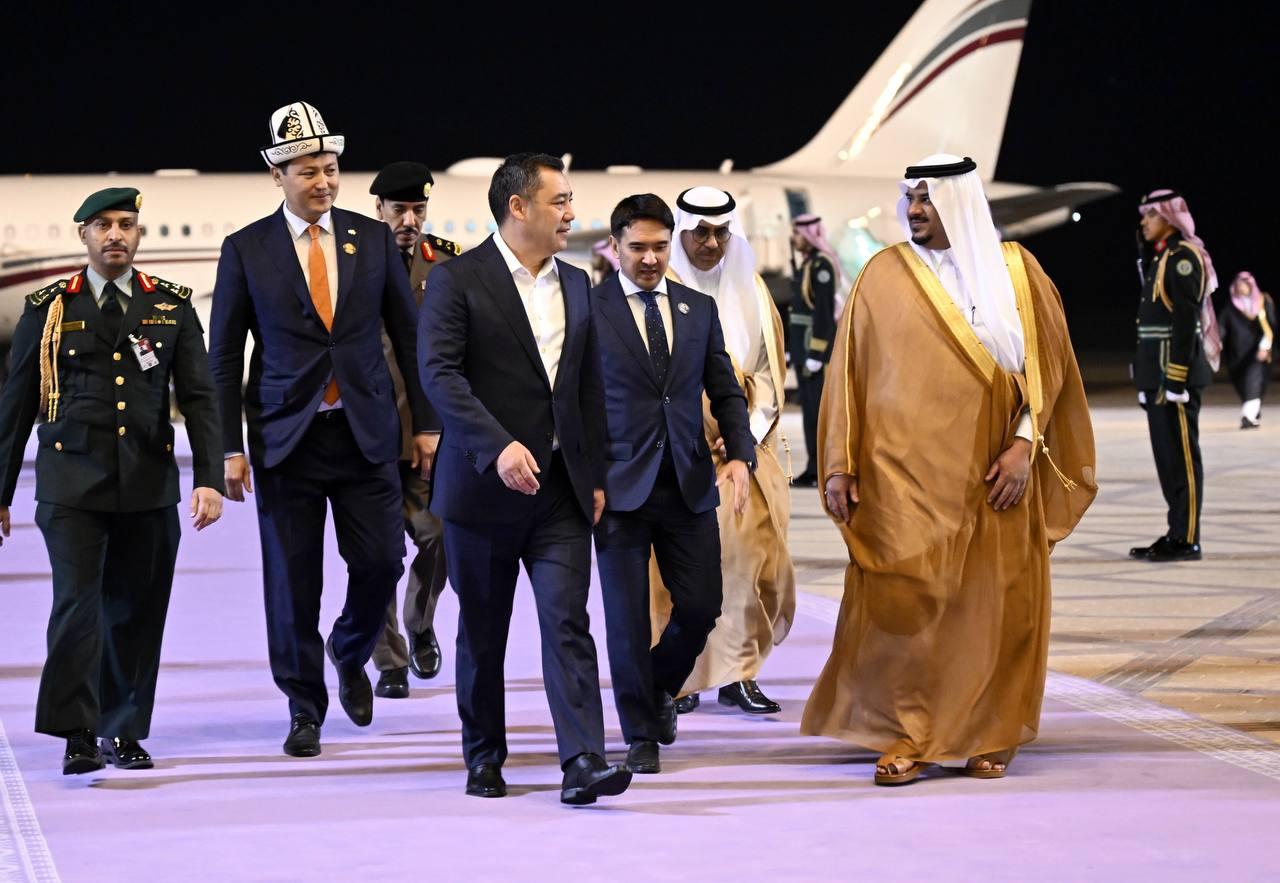 Завершился рабочий визит президента Садыра Жапарова в Саудовскую Аравию