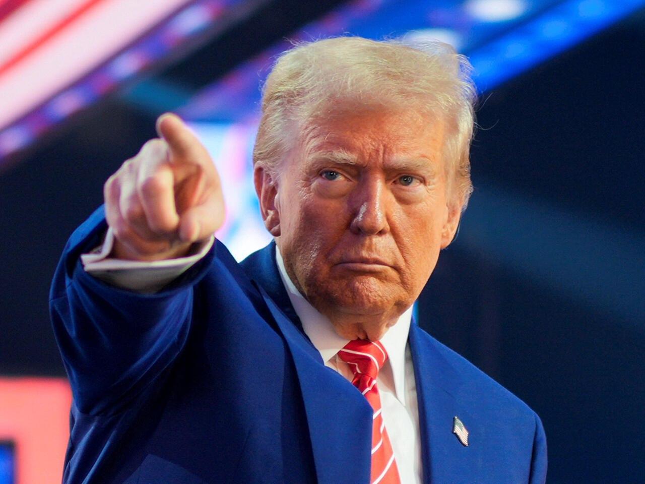 АКШда Трамптын рейтинги тарыхый минимумга түштү
&nbsp;
&nbsp;